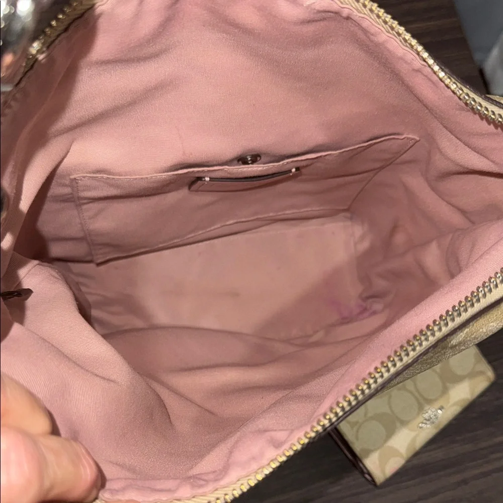 Coach set 4 pieces  Beige and Pink Women's Bag EUC - Picture 7 of 16